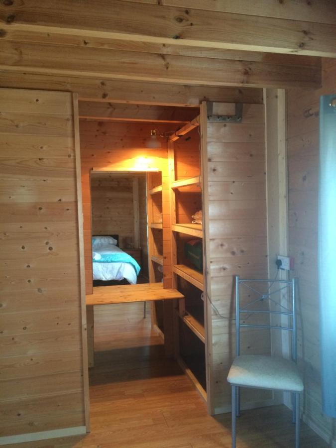 Log House Hideaway Villa Johnswell Luaran gambar